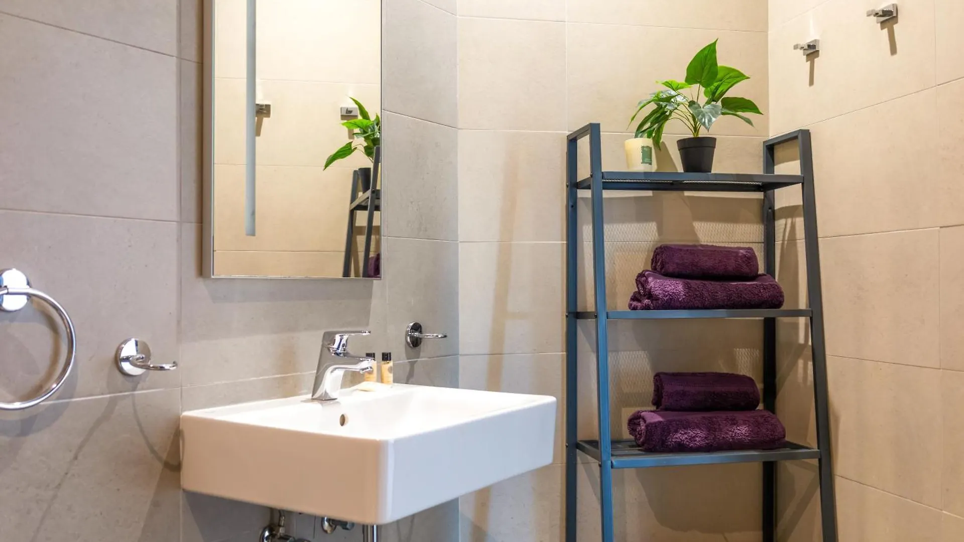 Luxury 2 Bedroom Apartment In St Julians St. Julian's