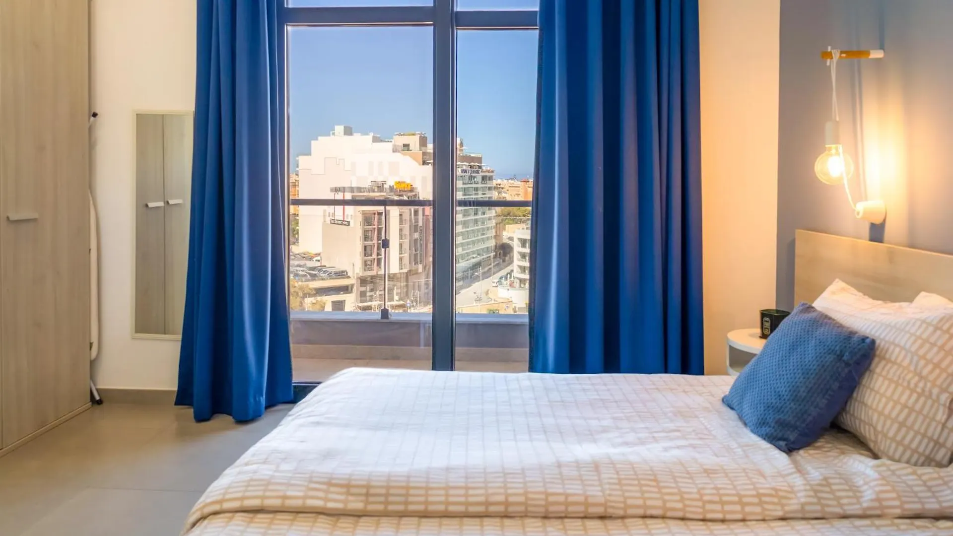 Luxury 2 Bedroom Apartment In St Julians St. Julian's